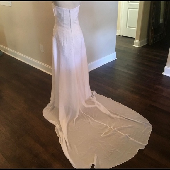 NWT David's Bridal 12 Wedding Dress White Beaded - Picture 5 of 6